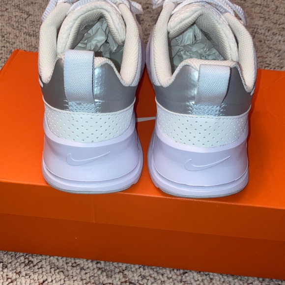 WORN ONCE! Nike Air Max Nuaxis… white and silver - Picture 5 of 8